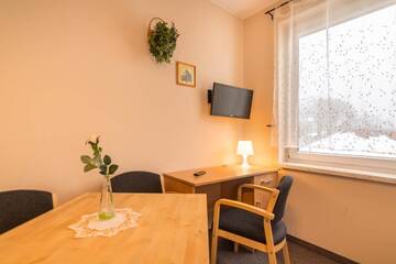 Фото номера Апартаменты-студио Гостевой дом Granada Pensjonat &amp; SPA г. Душники-Здруй 2