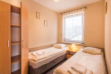 Фото номера Апартаменты-студио Гостевой дом Granada Pensjonat &amp; SPA г. Душники-Здруй 3